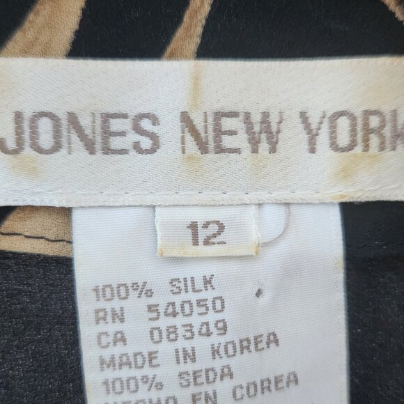 Vintage silk Jones New York Blouse w/padded shoulders Sz 12 Resort pattern - Picture 3 of 3